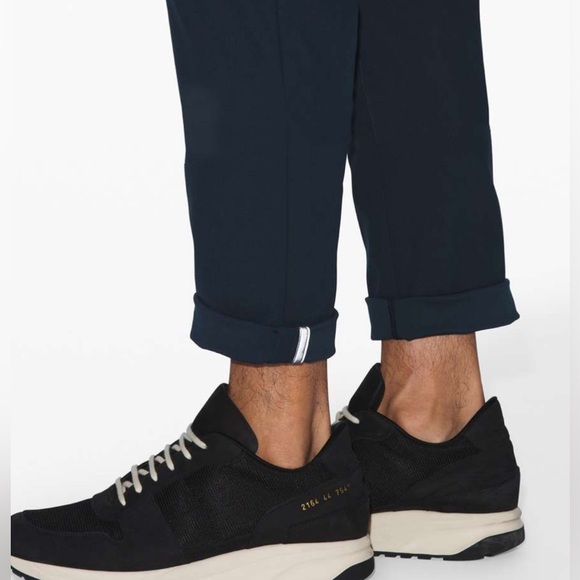 Like New Lululemon Commission Pant Classic Fit Men’s 38”x 30” TRNV - True Navy - Picture 3 of 16